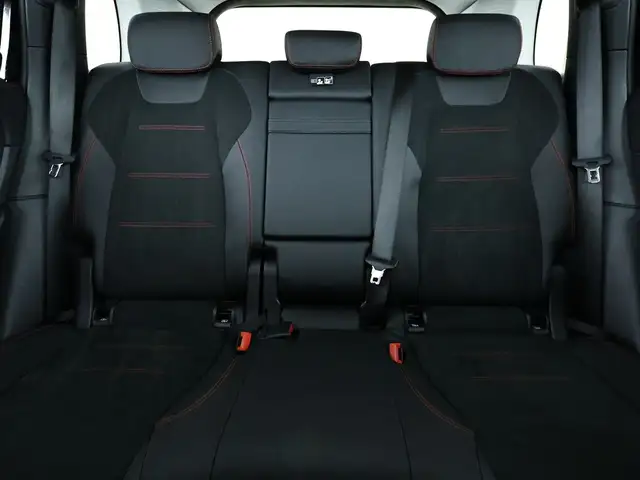 Mercedes-Benz GLB view 15
