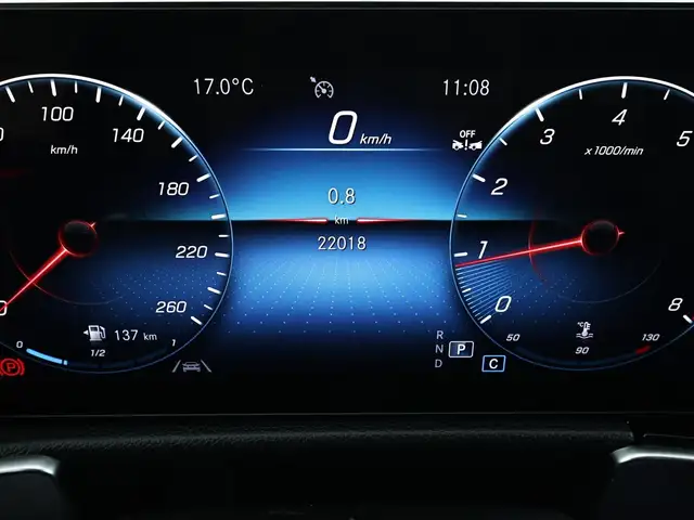 Mercedes-Benz GLB view 7