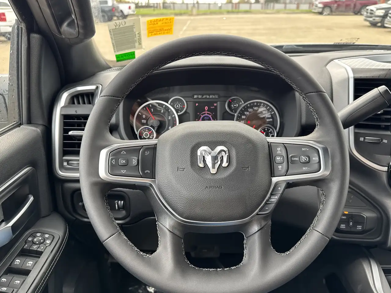 RAM 3500 снимка RAM 3500