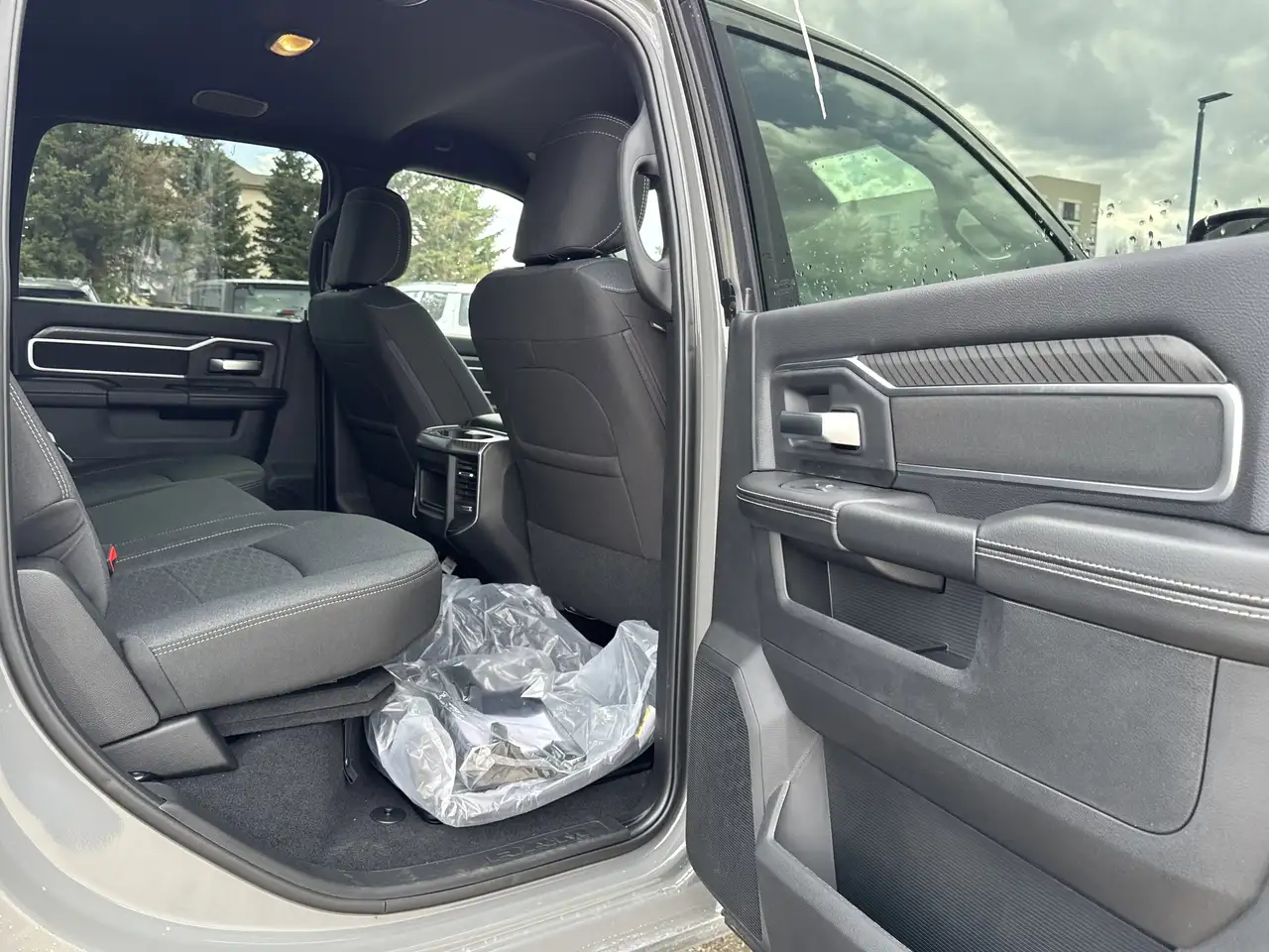 RAM 3500 снимка RAM 3500