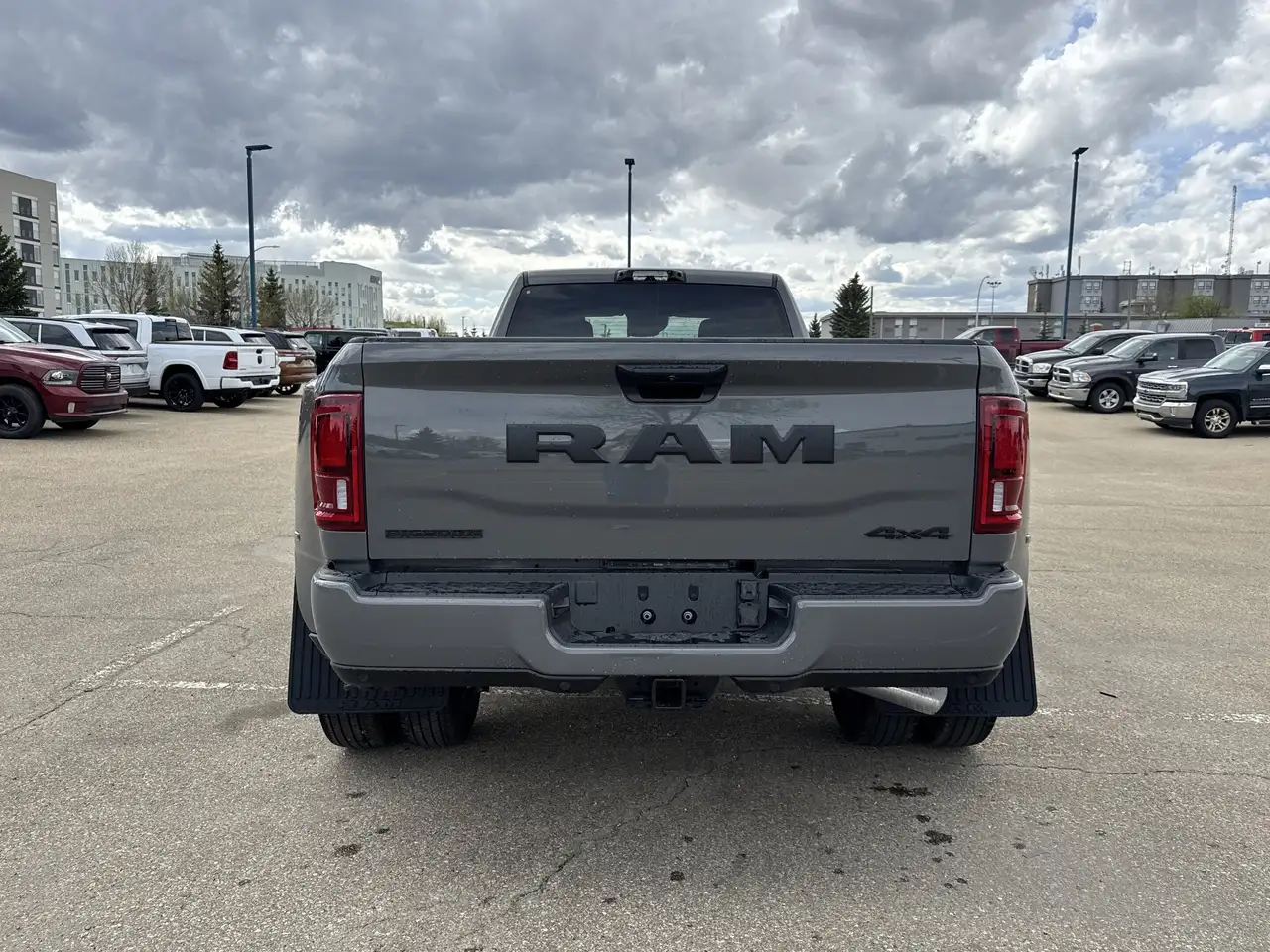 RAM 3500 снимка RAM 3500