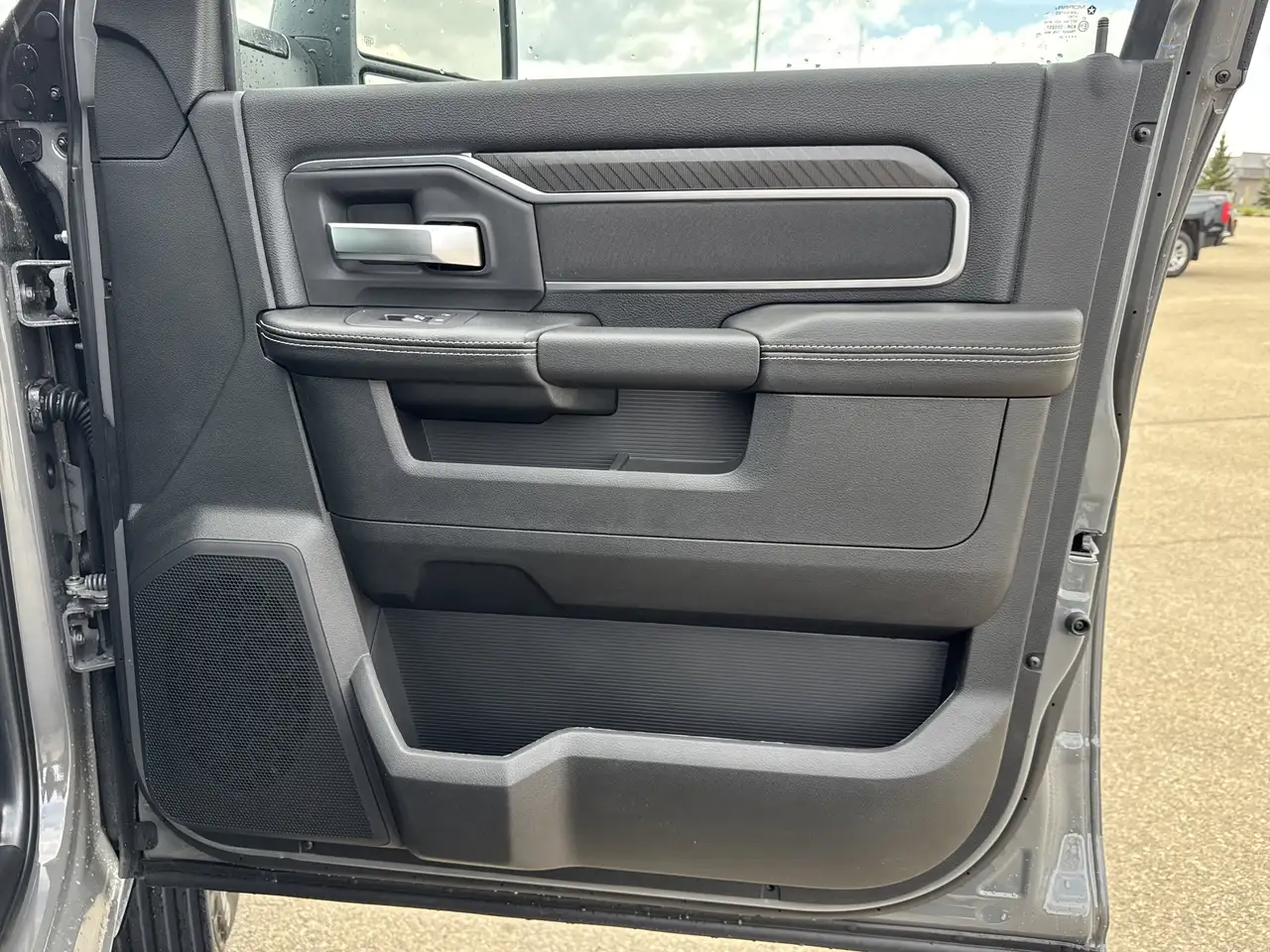 RAM 3500 снимка RAM 3500