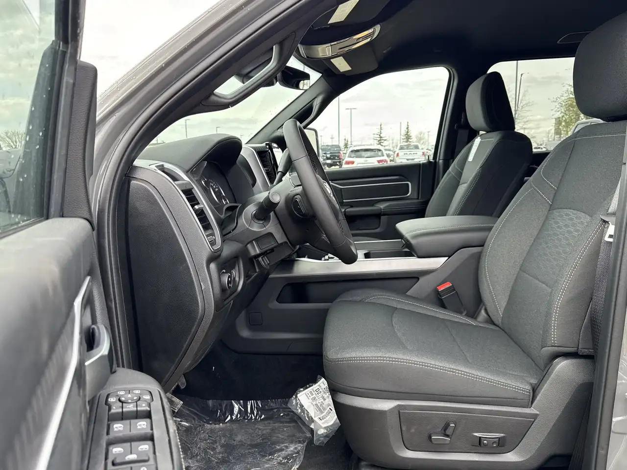 RAM 3500 снимка RAM 3500