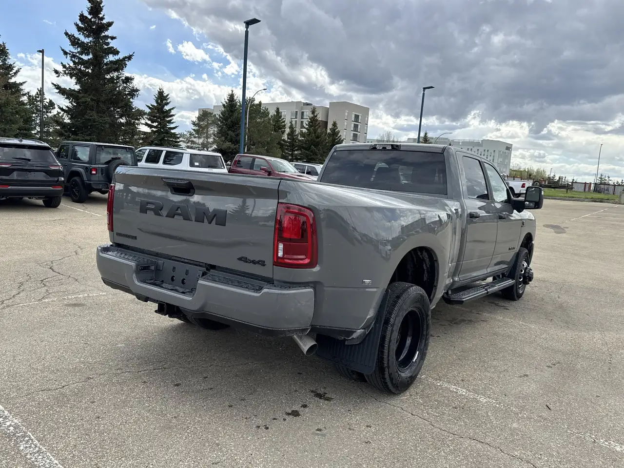 RAM 3500 снимка RAM 3500