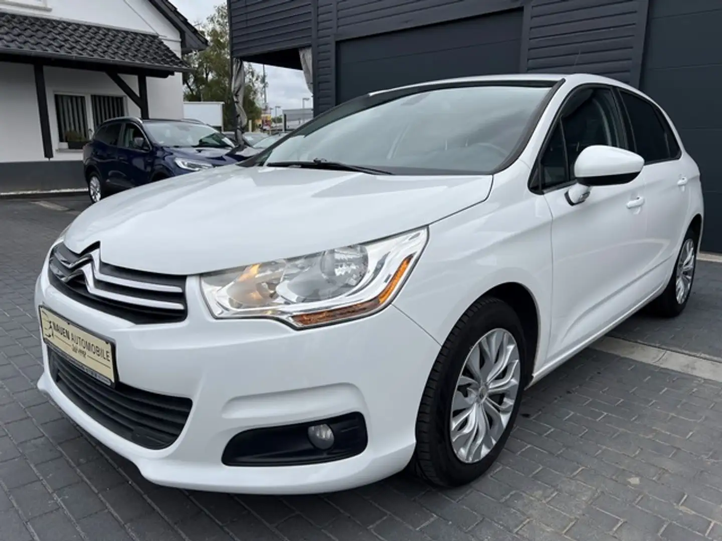 Citroen C4 Lim. Selection +Massage+PDC+Tempomat+ Weiß - 1