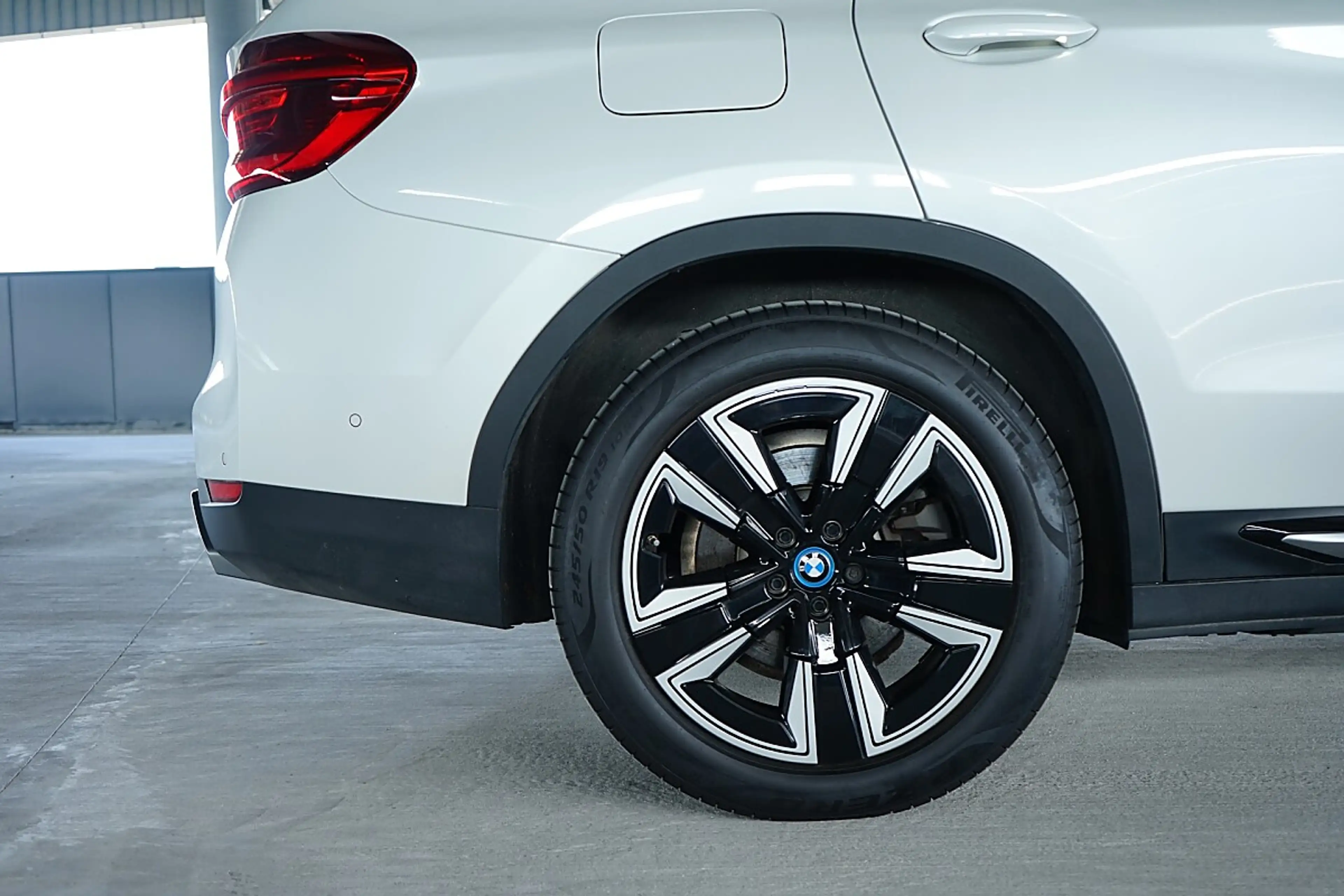 BMW iX3 * PANO * ACC * LED * Driving Assi * Live Cockpi... — photo 13
