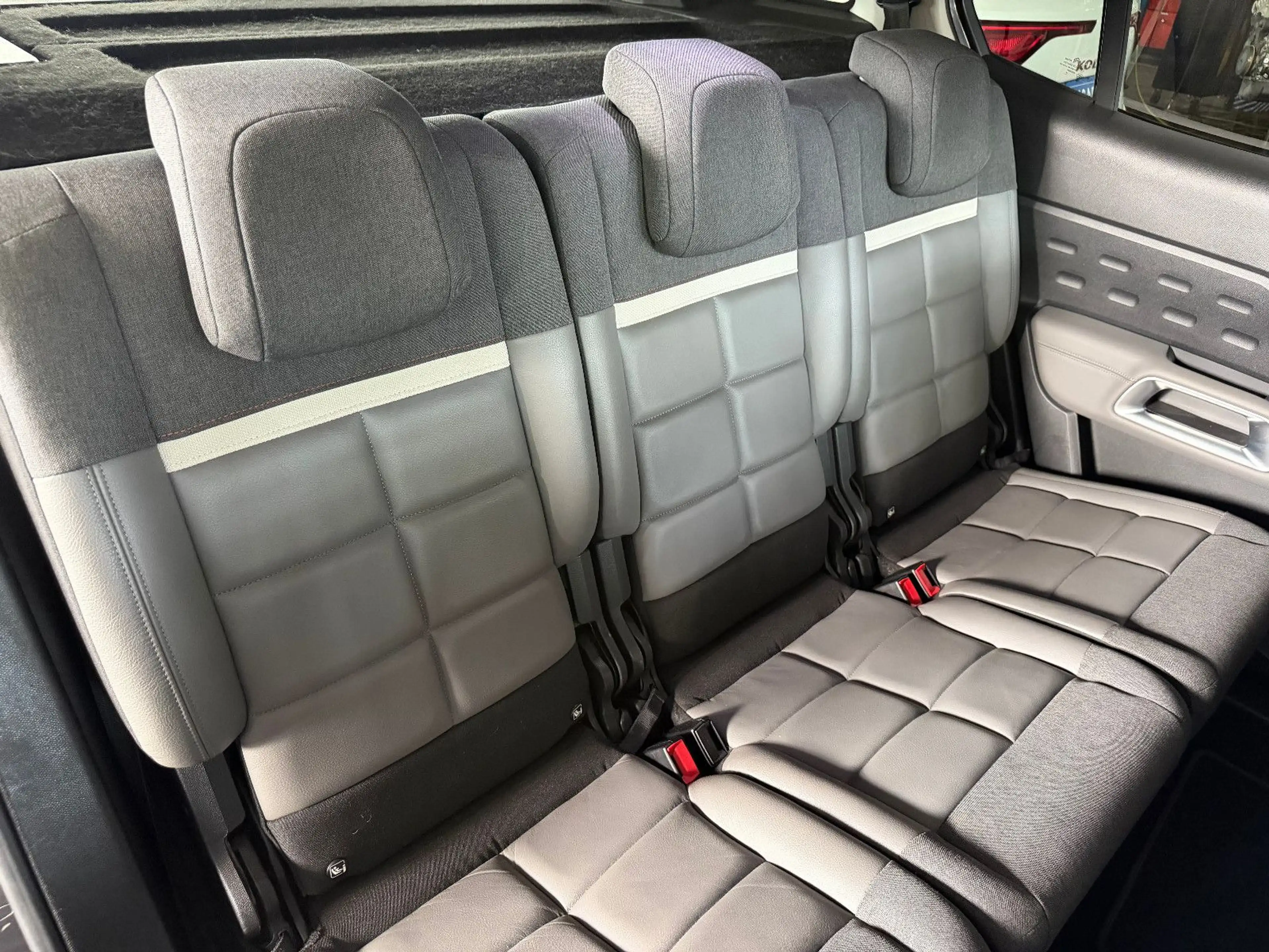 Citroen C5 Aircross Shine/PANO/GARANTIE/AHK/ALU/KAMERA/ — photo 9