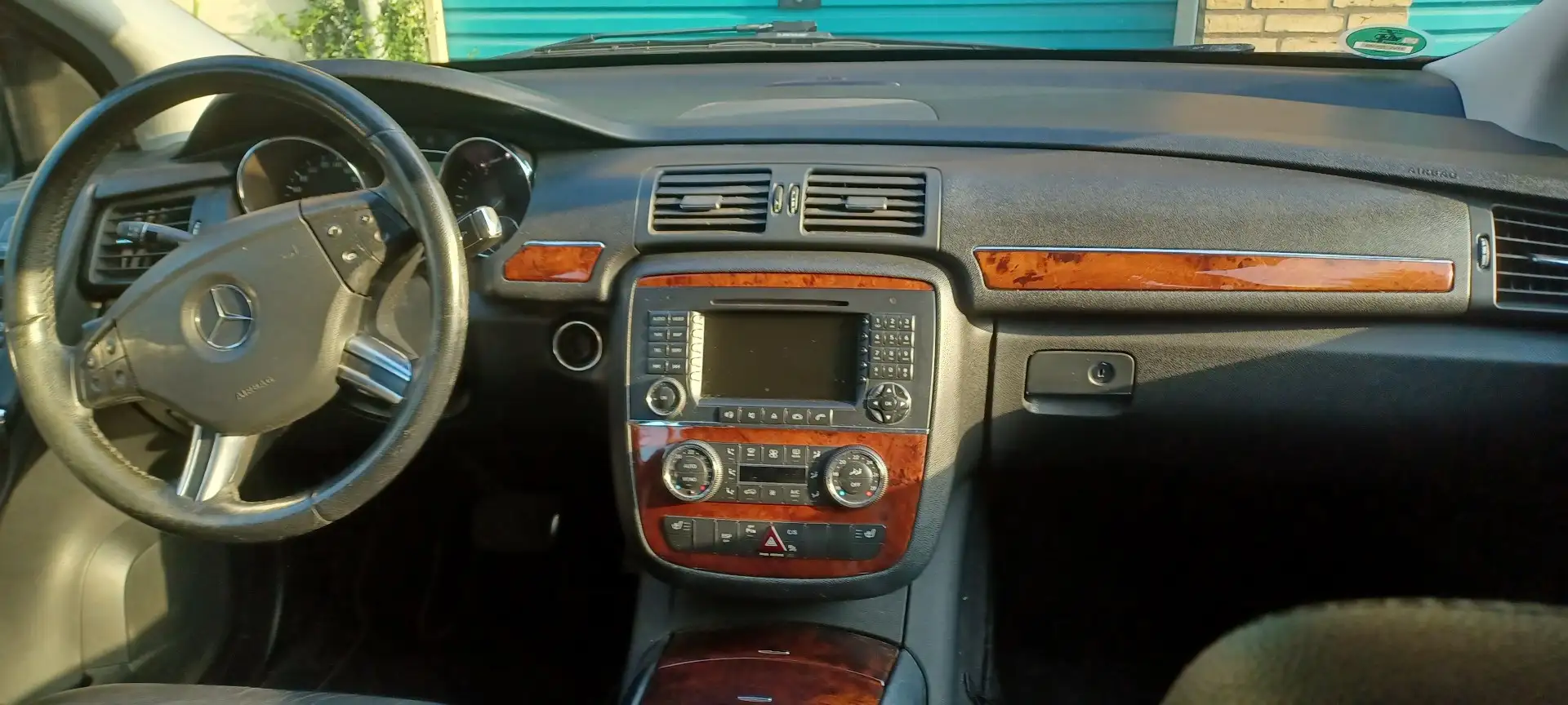 Mercedes-Benz R 320 CDI L 4Matic 7G-TRONIC Černá - 2