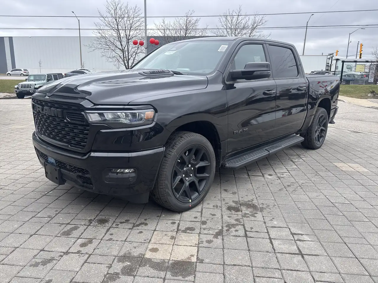 RAM 1500 снимка RAM 1500