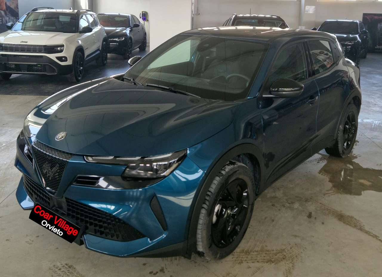 Alfa Romeo Junior 1.2 136CV Hybrid eDCT6 ibrida