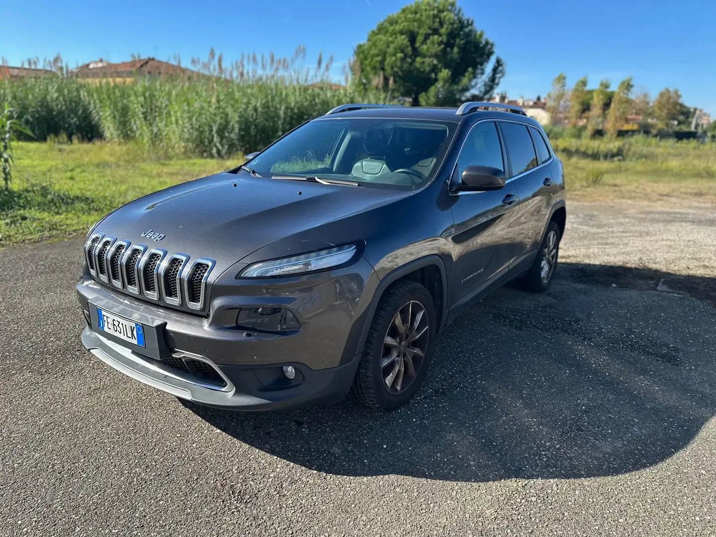 Jeep Cherokee Cherokee V 2014 2.0 mjt II Limited fwd 140cv E6 Noir - 1