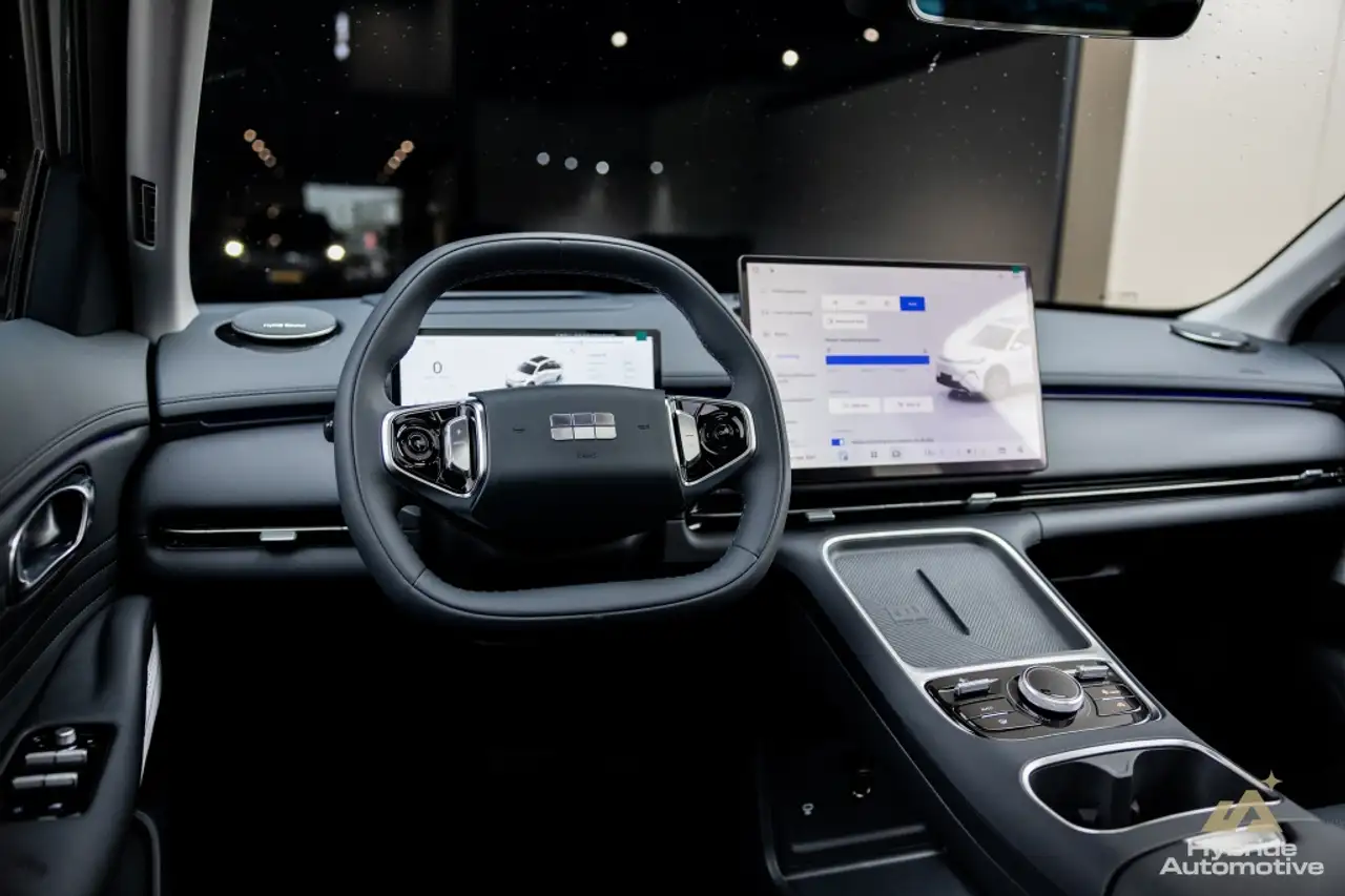 Geely Starray EM-i 1.5 Max+ Massage 360 CAM Pano Memory, миниатюра 16