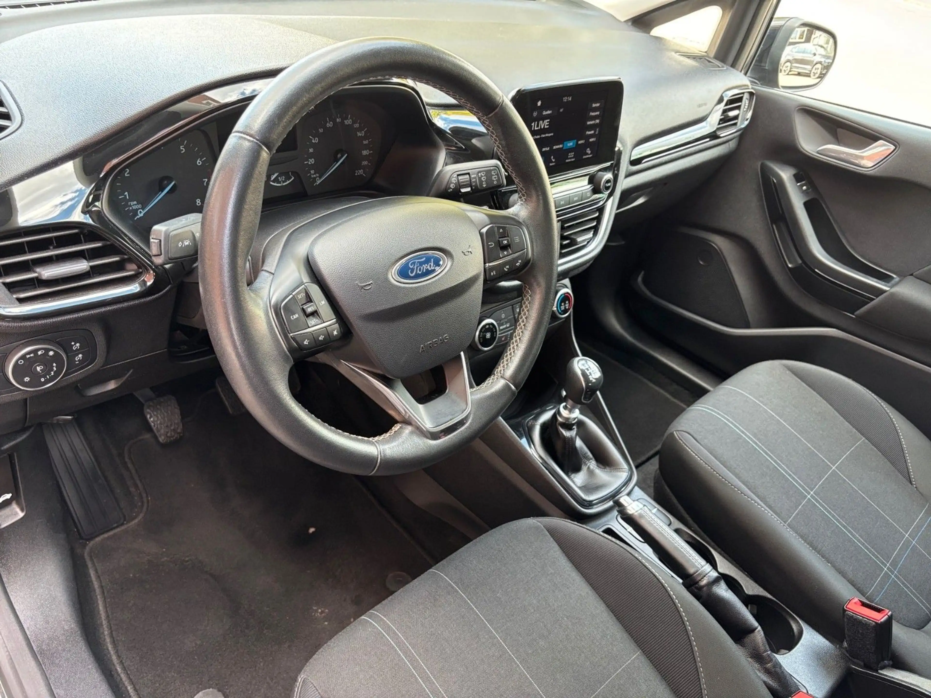 Ford Fiesta Cool & Connect/Klima/SHZ/FSE/Kamera/8fach — photo 13
