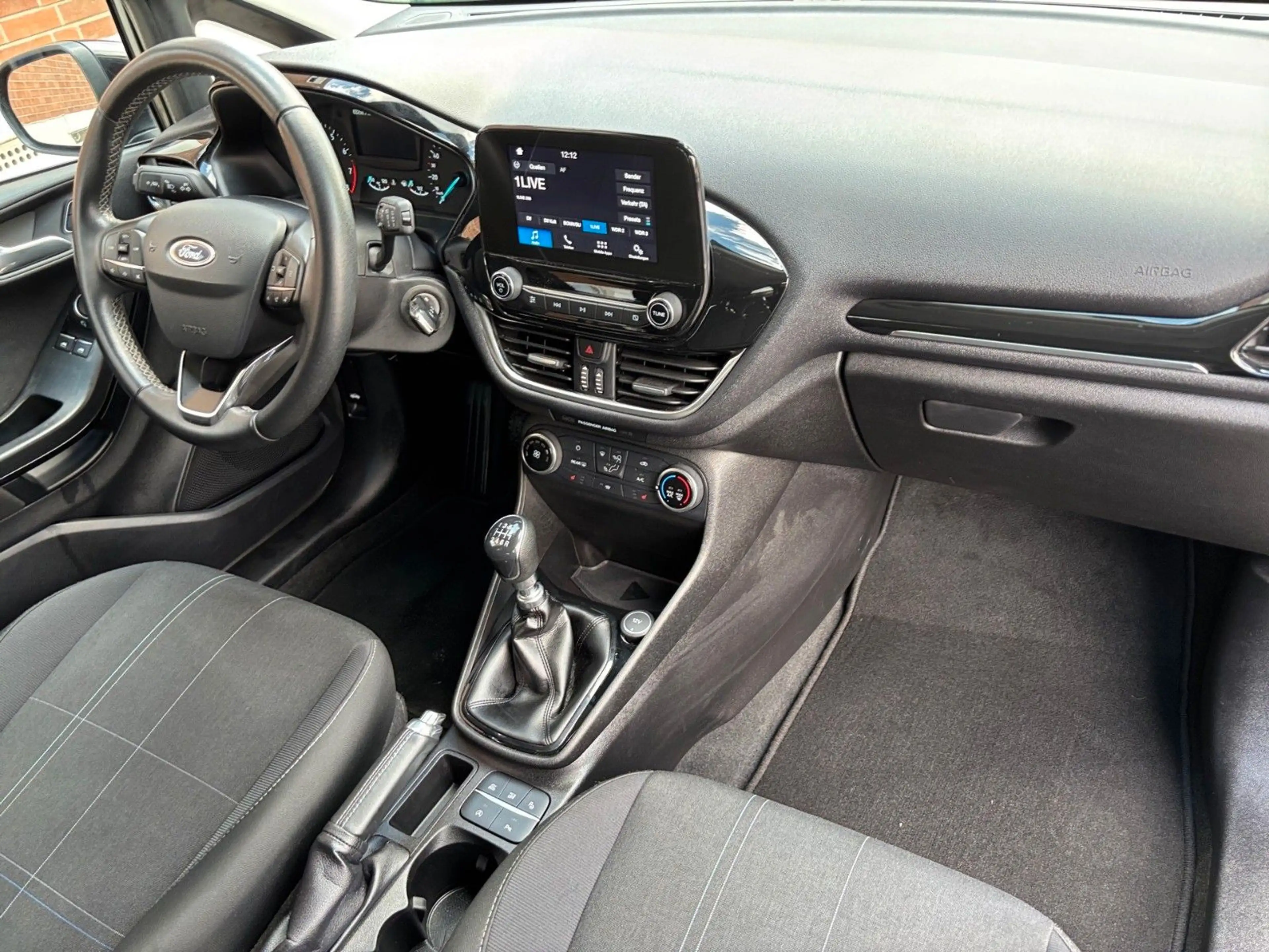 Ford Fiesta Cool & Connect/Klima/SHZ/FSE/Kamera/8fach — photo 12