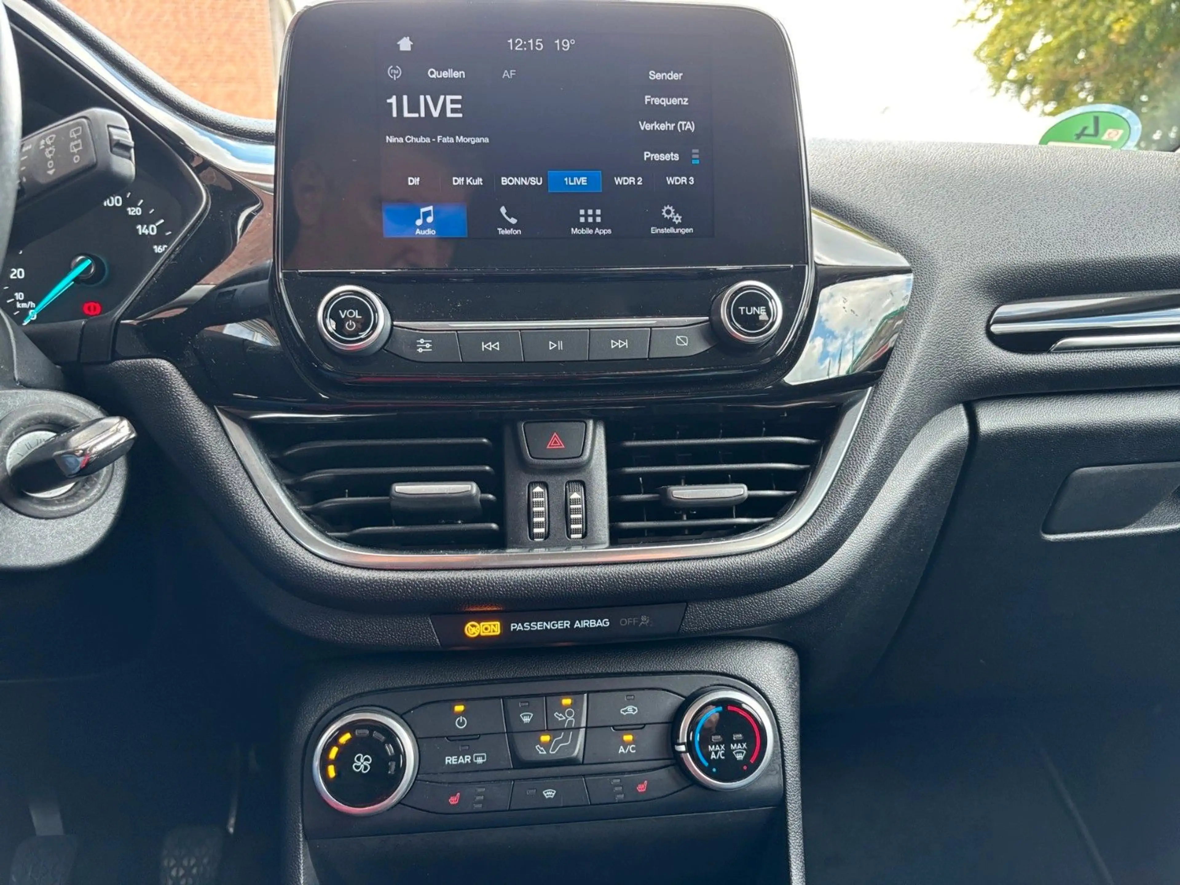 Ford Fiesta Cool & Connect/Klima/SHZ/FSE/Kamera/8fach — photo 15