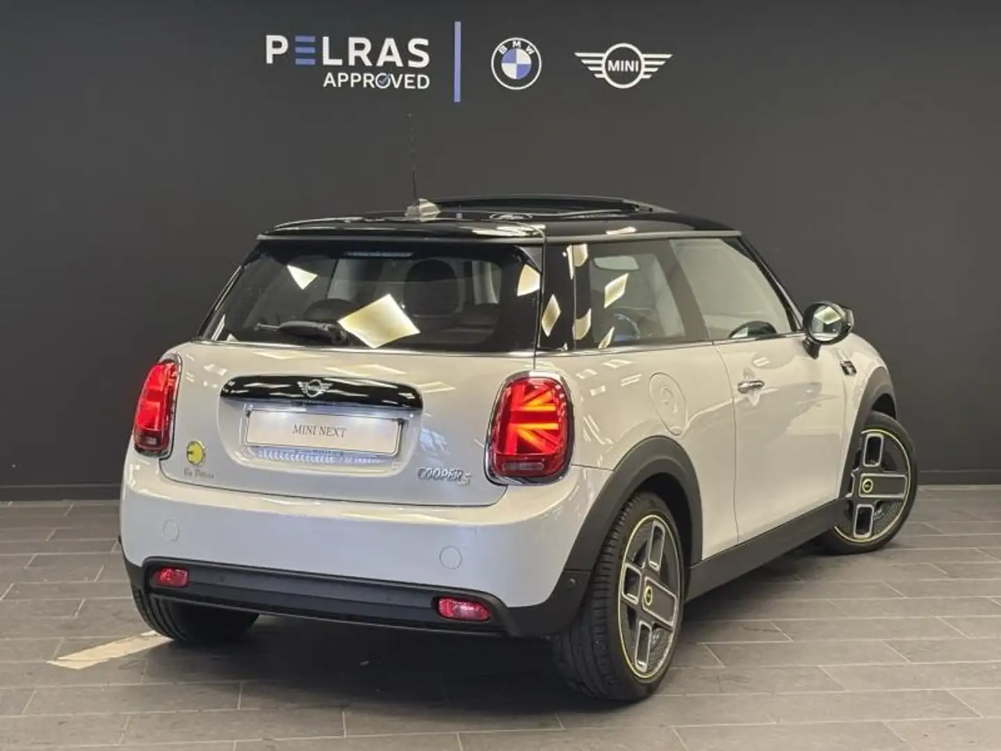 MINI Cooper SE Cooper SE 184ch Edition Camden BVA 5CV Blanc - 2