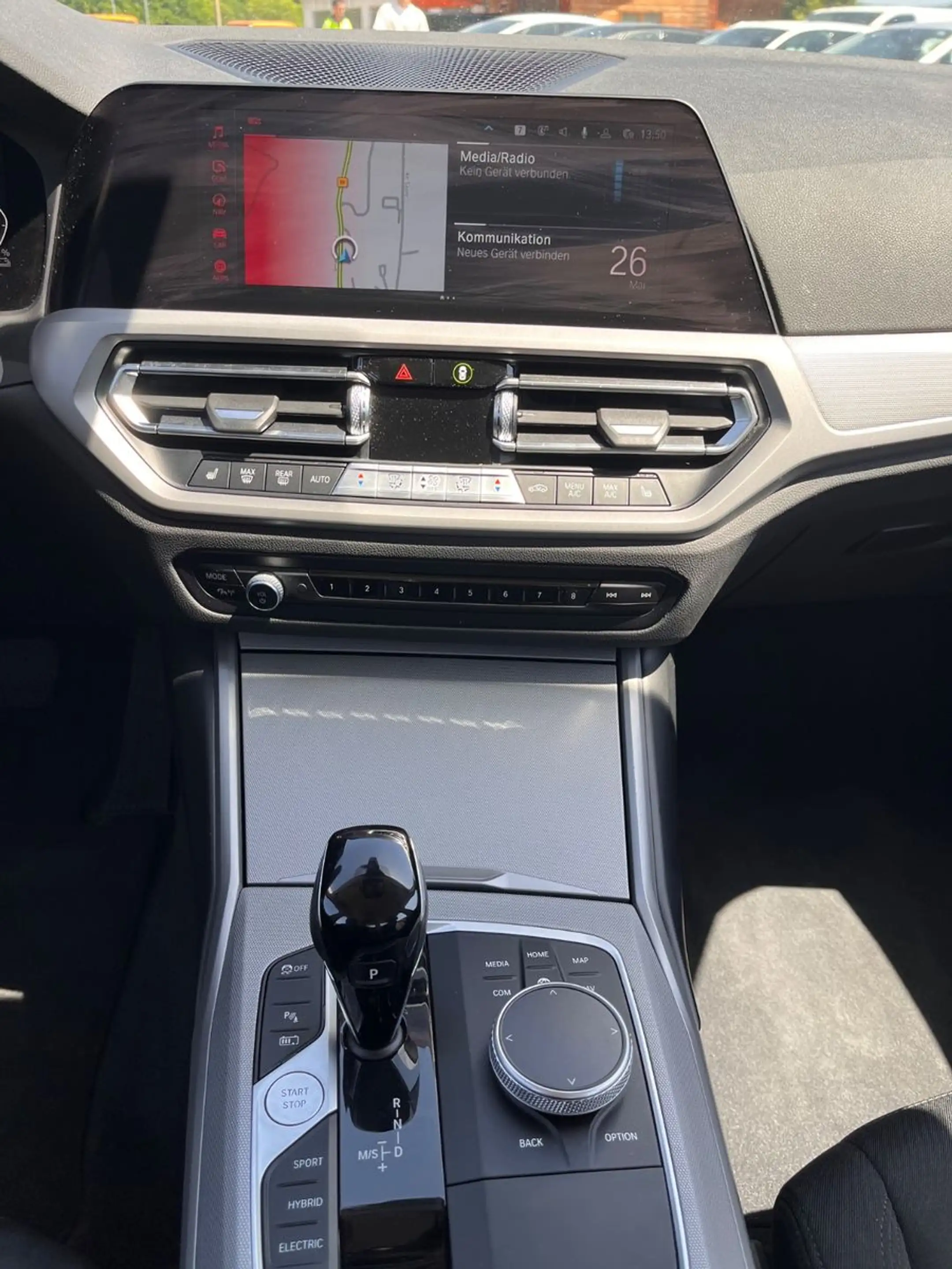 BMW 320 e Hybrid Navi LED DAB AHK 3 Zonen Klima — photo 13