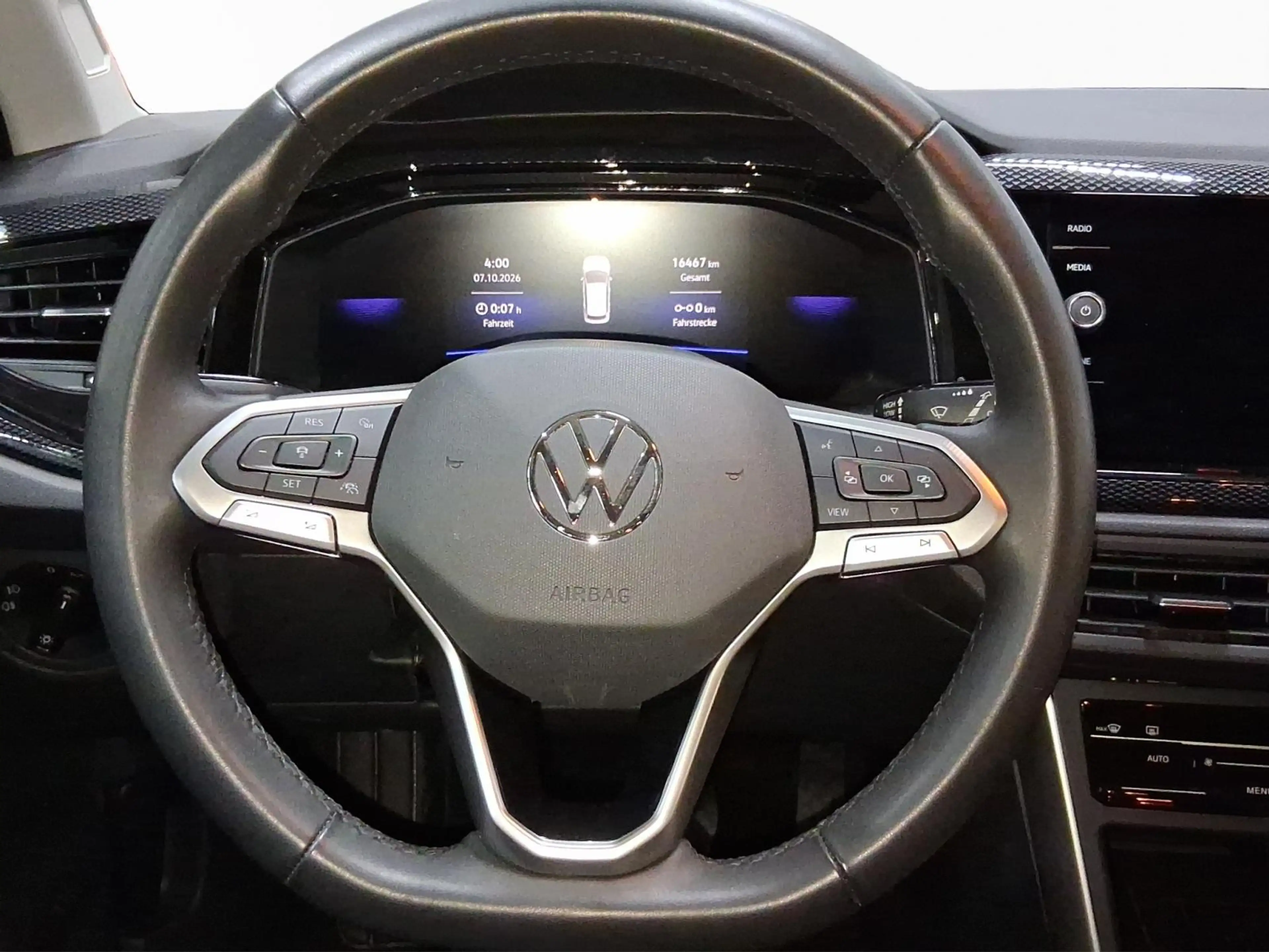 Volkswagen Polo Life+BVM+Park&Comfort+IQ-Drive+Light-Ass. — photo 12