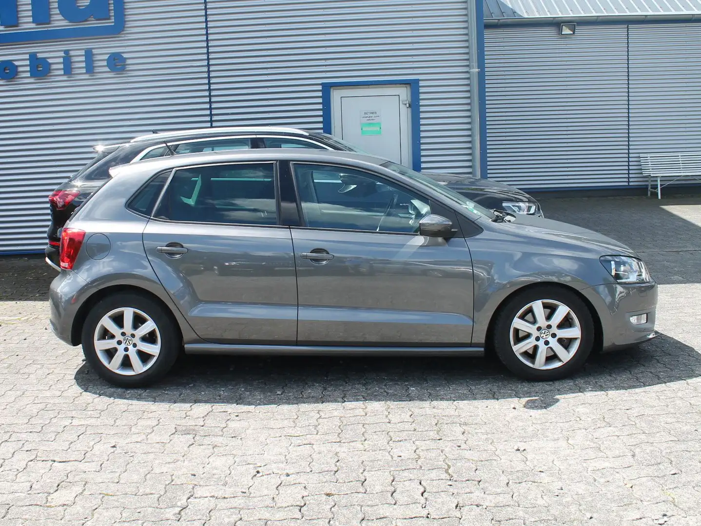 Volkswagen Polo Highline, 4-Türig, Klimaanalage Сірий - 1