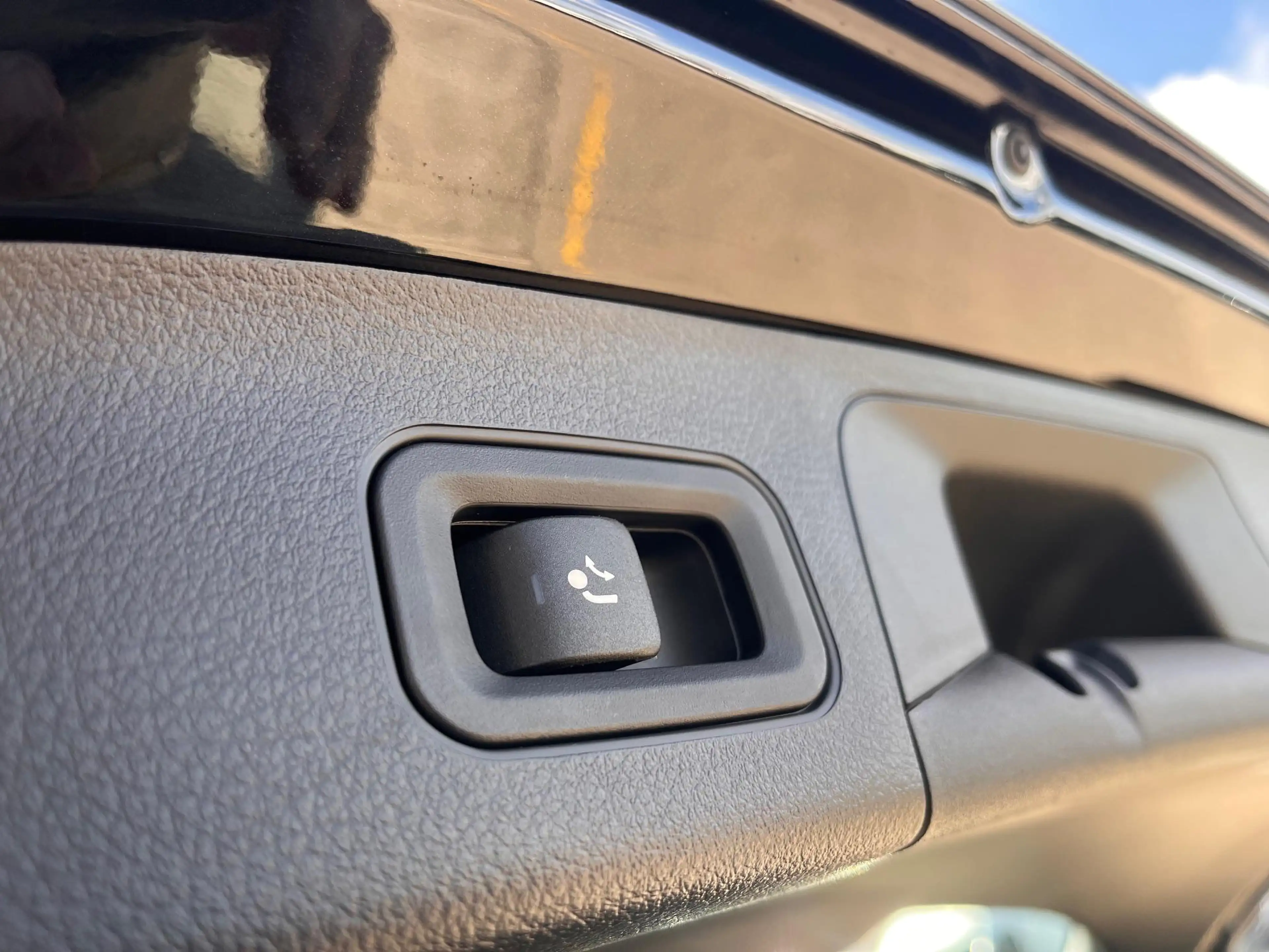 Mercedes-Benz GLA 180 Essential Line + trekhaak — photo 15
