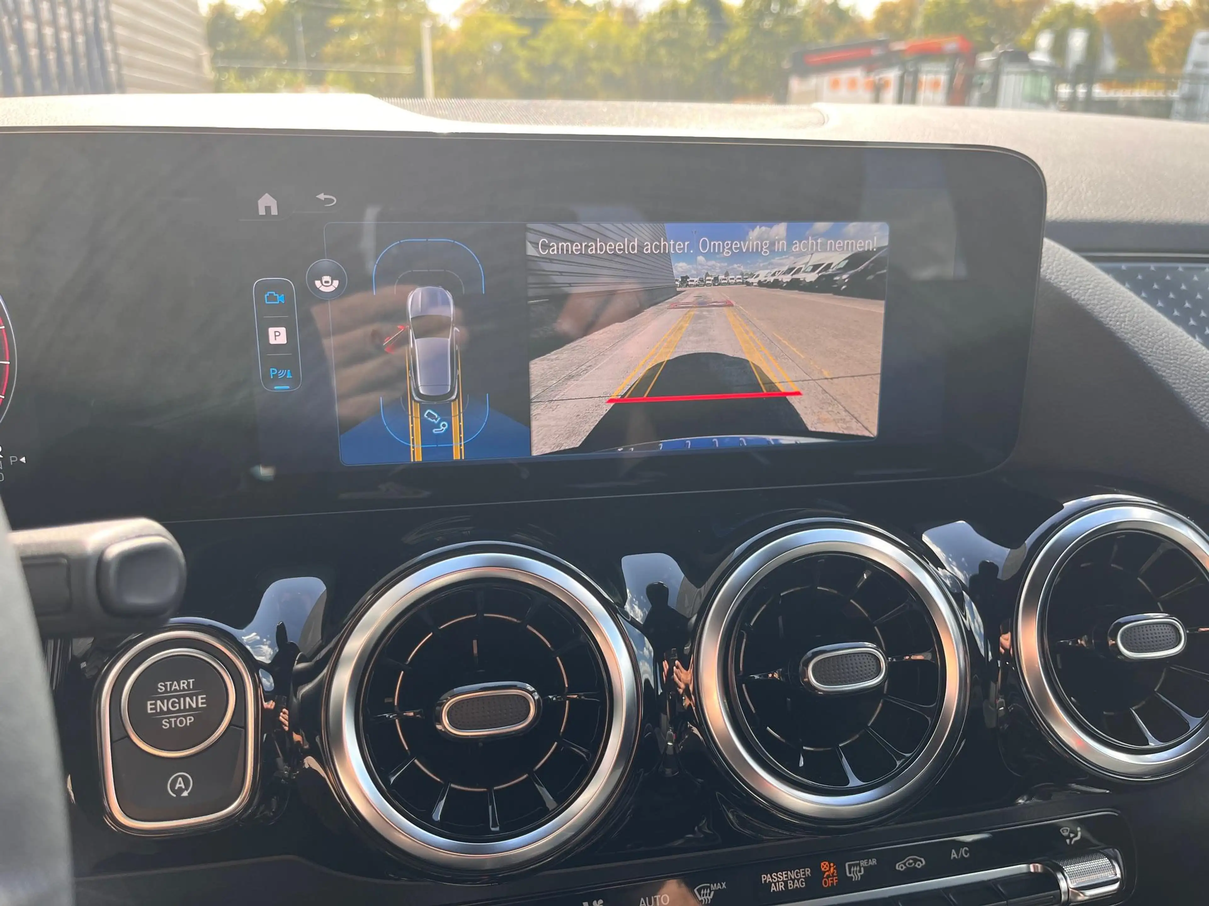 Mercedes-Benz GLA 180 Essential Line + trekhaak — photo 13