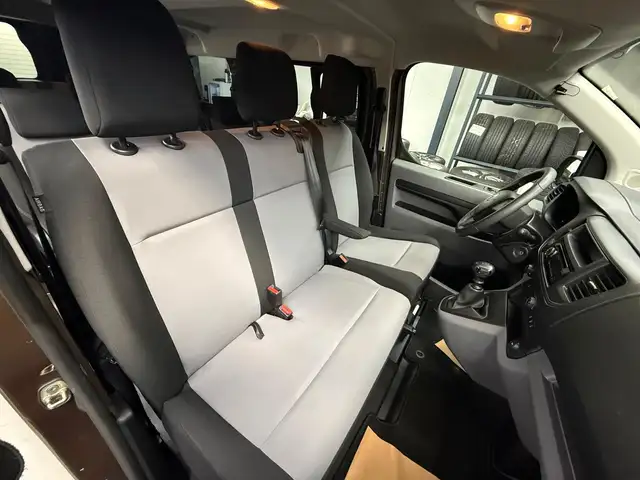Toyota Proace view 21