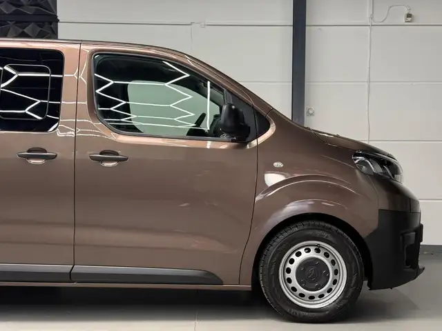 Toyota Proace view 15