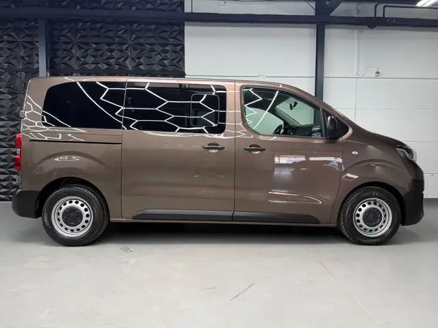Toyota Proace view 12