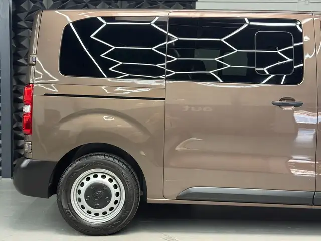 Toyota Proace view 14