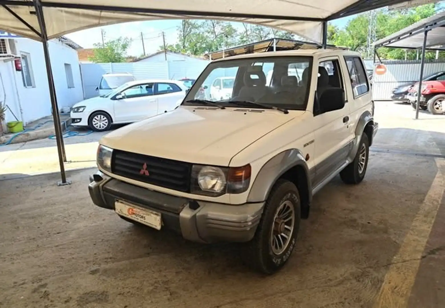 Mitsubishi Montero Corto 2.5 Tdi GLS Standard Blanco - 1