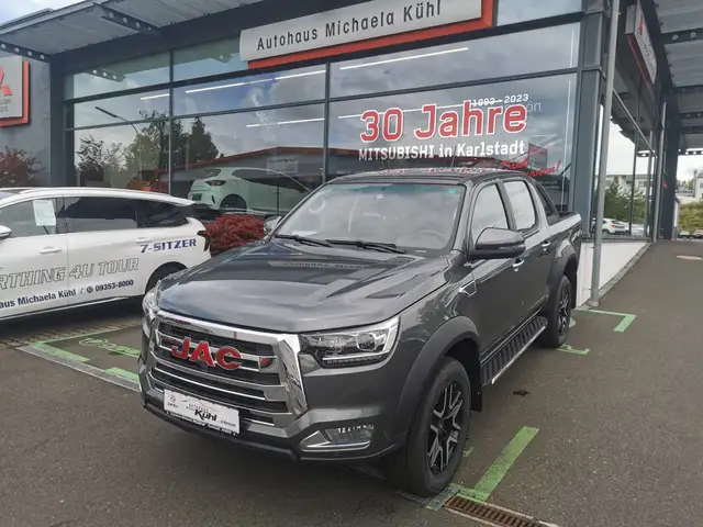 Volkswagen Amarok JAC 8 Pro Pick Up Mitsubishi-Motor - 3 Jahre Garan