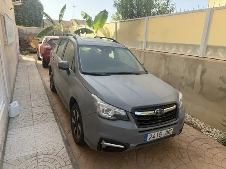 Subaru Forester 2.0i Executive CVT 2017, foto 3
