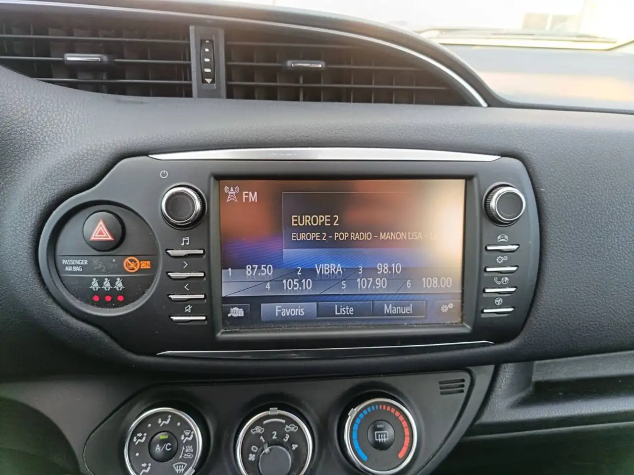 Toyota Yaris Yaris — photo 24
