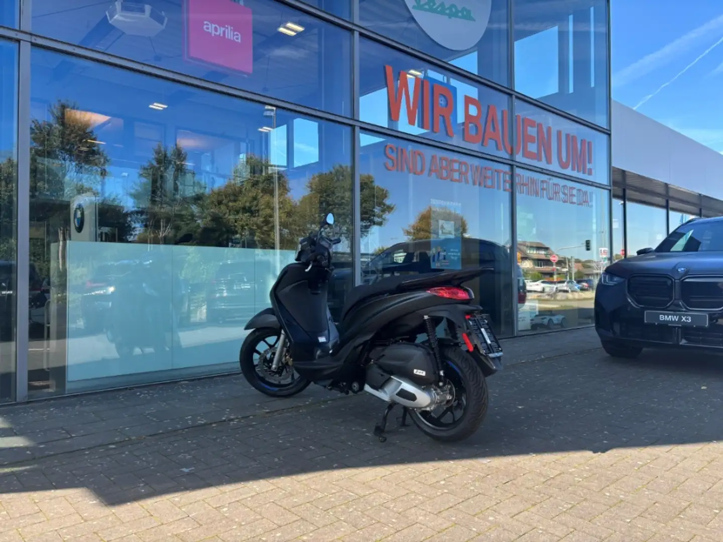 Piaggio Medley 125 Sport E5+ Black Noir - 1