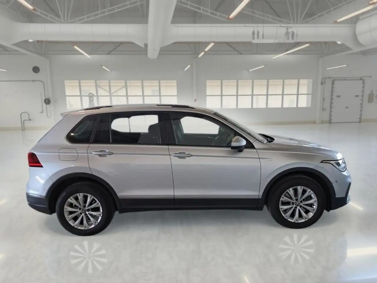 Volkswagen Tiguan 1.4 TSI EHYBRID LIFE DSG SUV, миниатюра 3