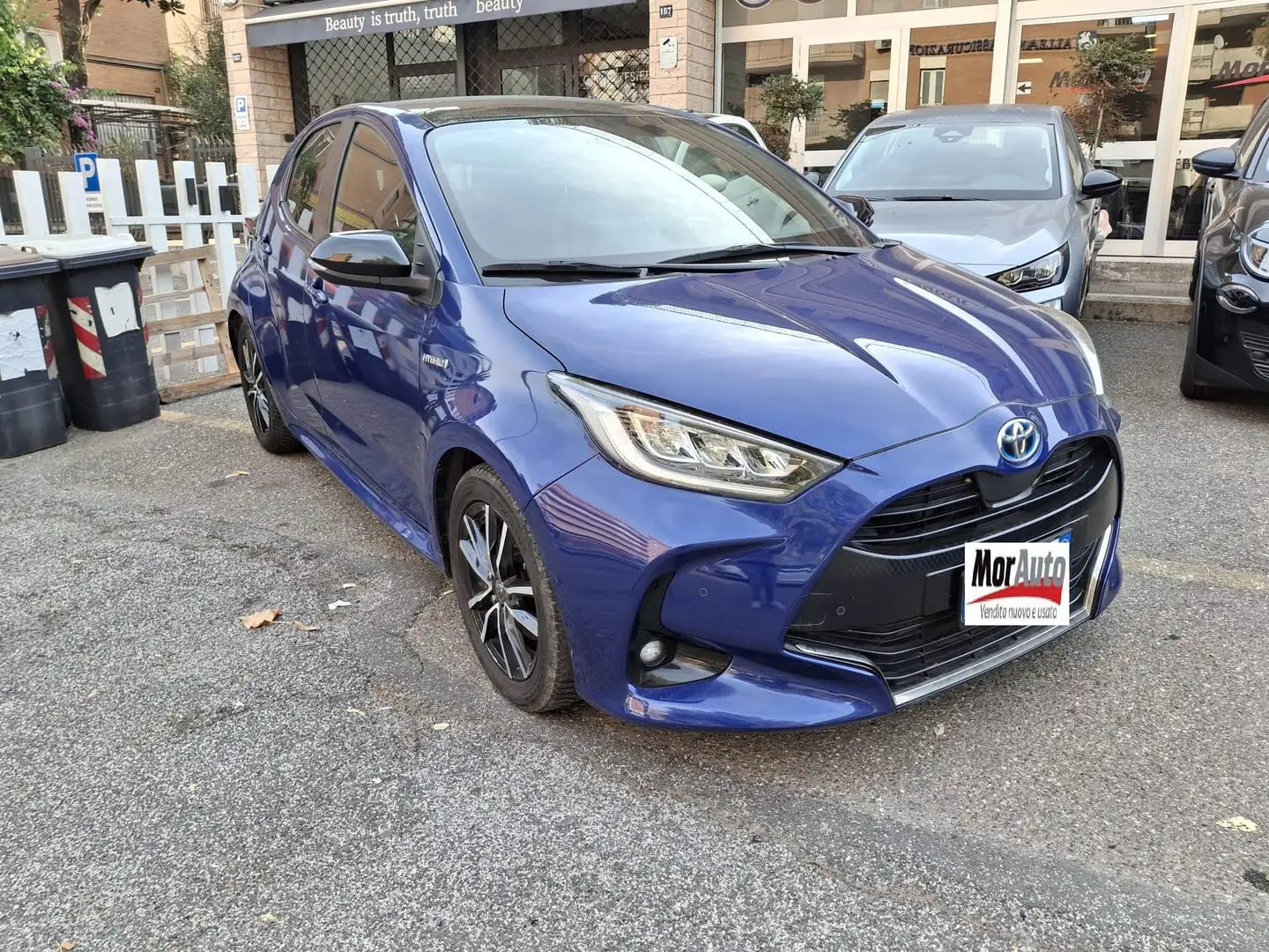 Toyota Yaris Yaris 1.5h Lounge Bleu - 1