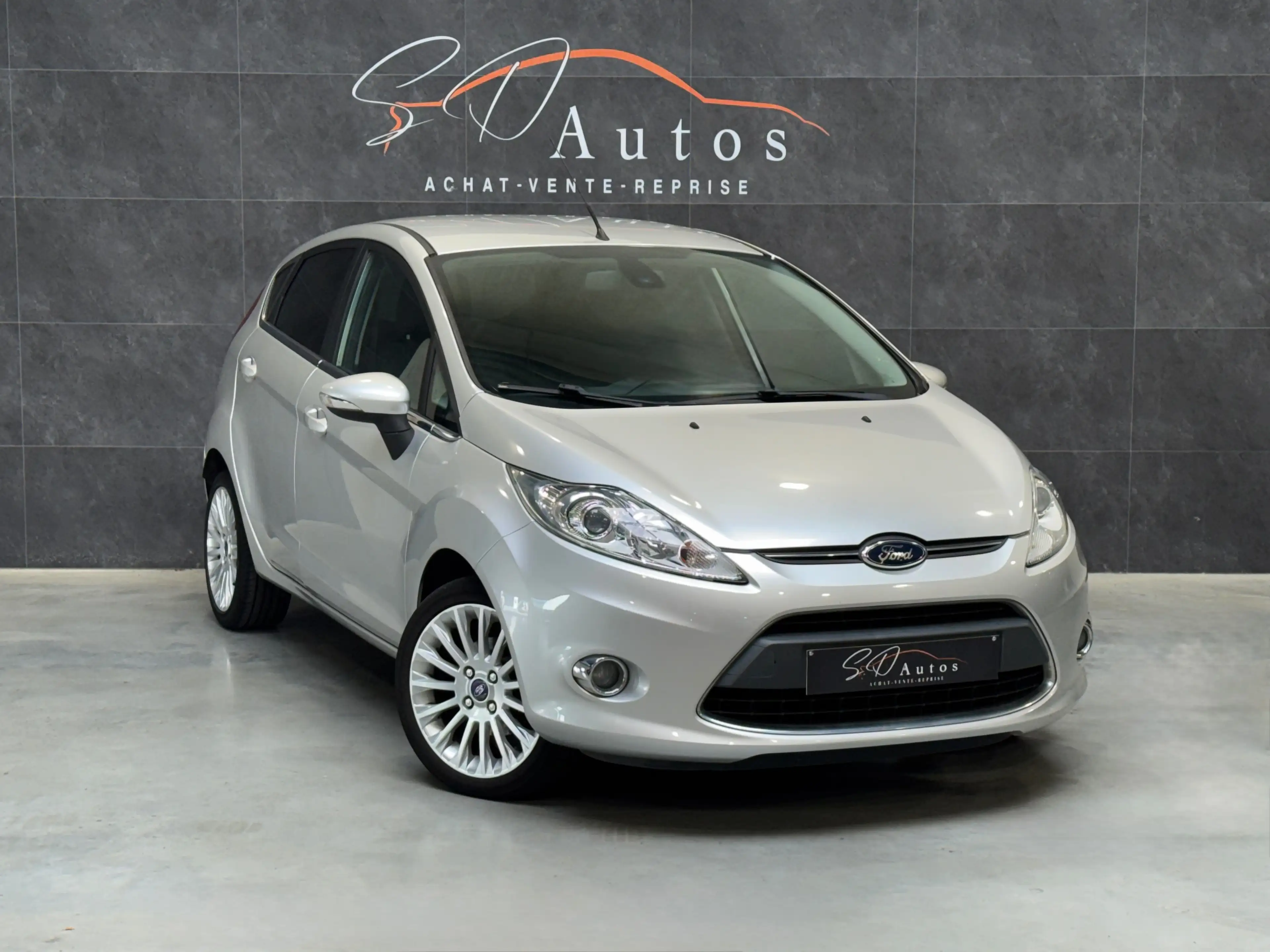 Ford Fiesta 1.25i* TITANIUM * 1ER MAIN * CARNET * JANTES * AIRCO — photo 3
