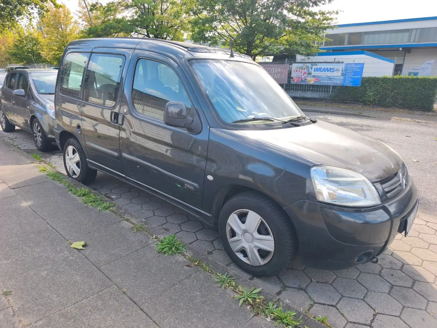 Citroen Berlingo 2.0 HDi Multispace Plus Tüv 02.27 Schwarz - 2