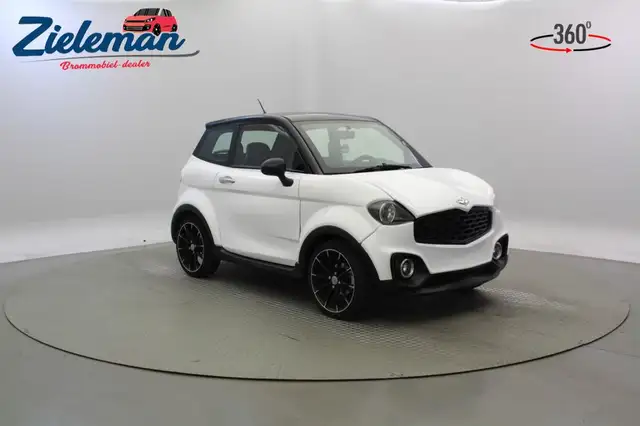 Ligier JS 50 dCi - 2023 - 17.731km - Leer