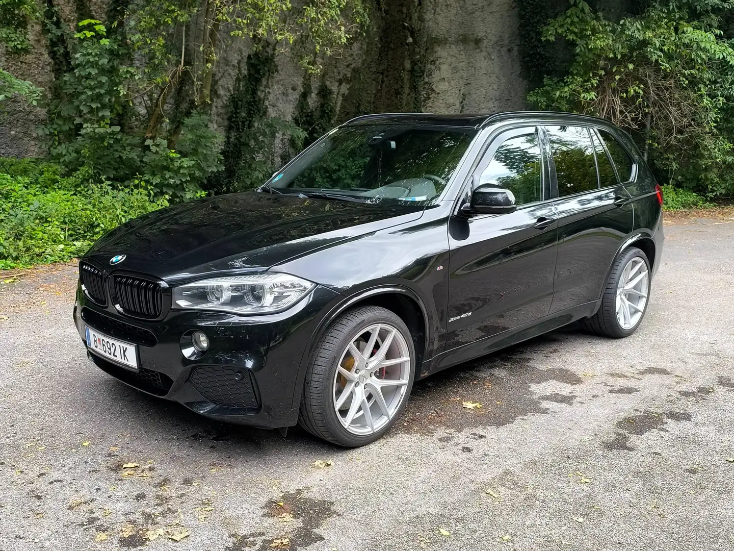 BMW X5 xDrive 40d M-Sportpaket Schwarz - 2