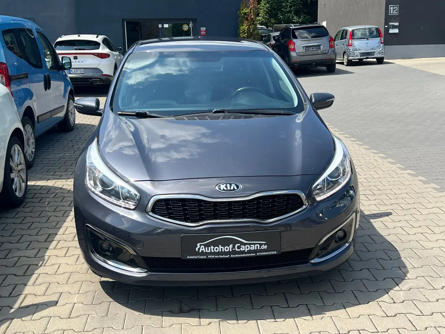 Kia Ceed / cee'd Ceed Spirit/Navi/Kamera/SHZ/PDC/1.Ha/ZV/Eu6/Alus Grijs - 2