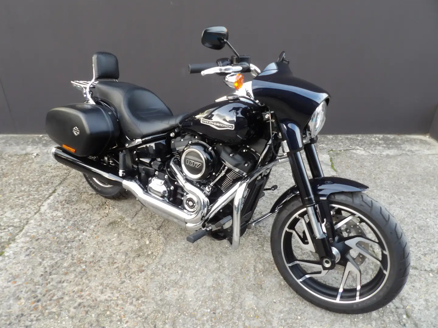 Harley-Davidson Sport Glide Černá - 1