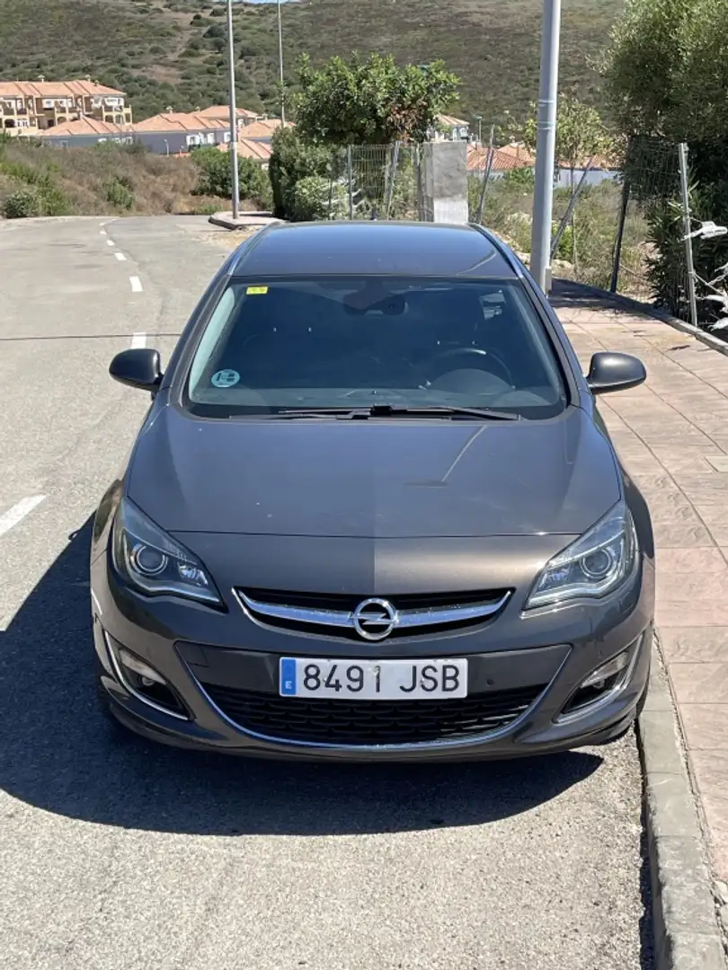 Opel Astra ST 1.6CDTi S/S Excellence 136 Gris - 2