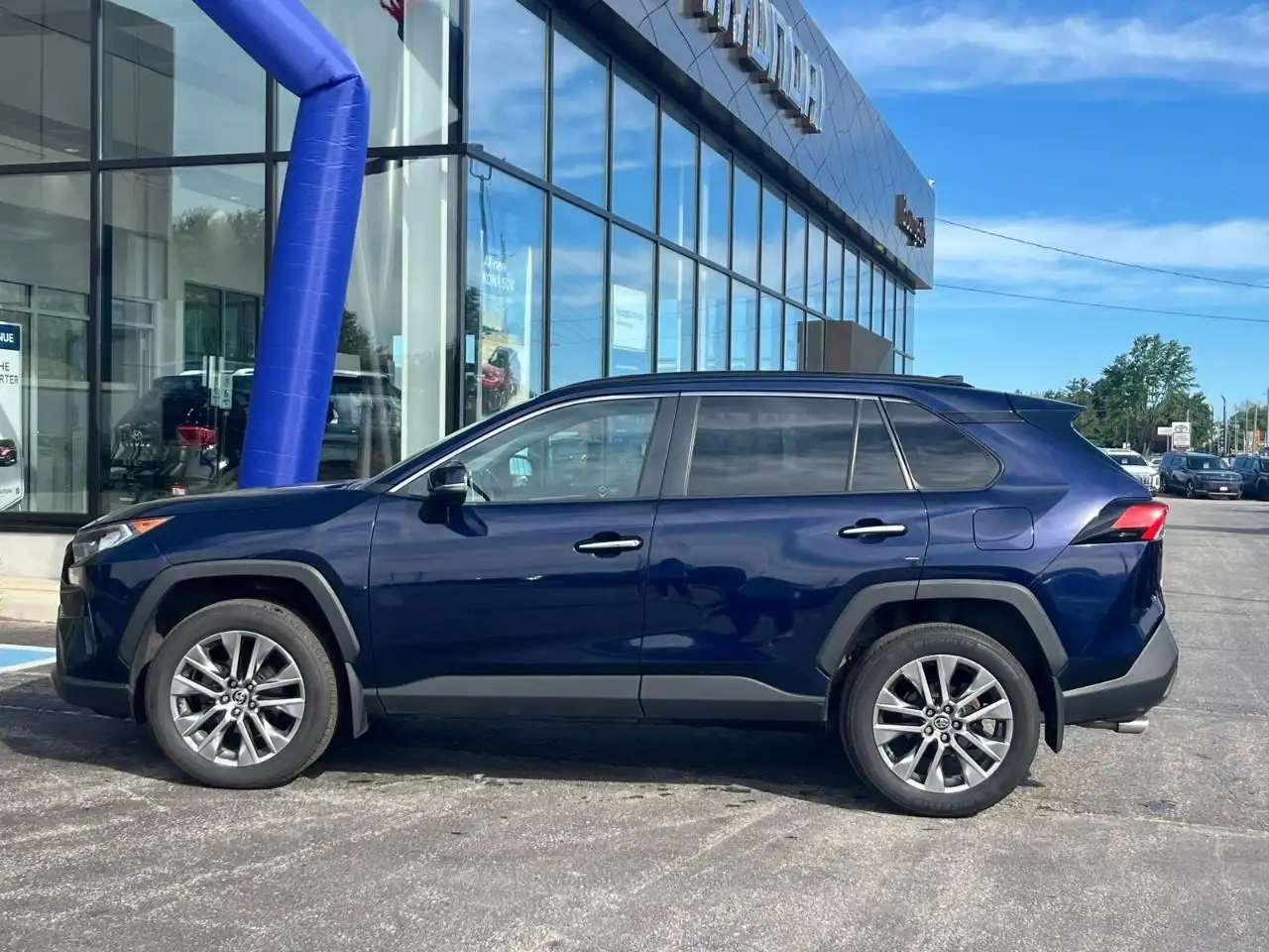 Toyota RAV 4 photo Toyota RAV 4
