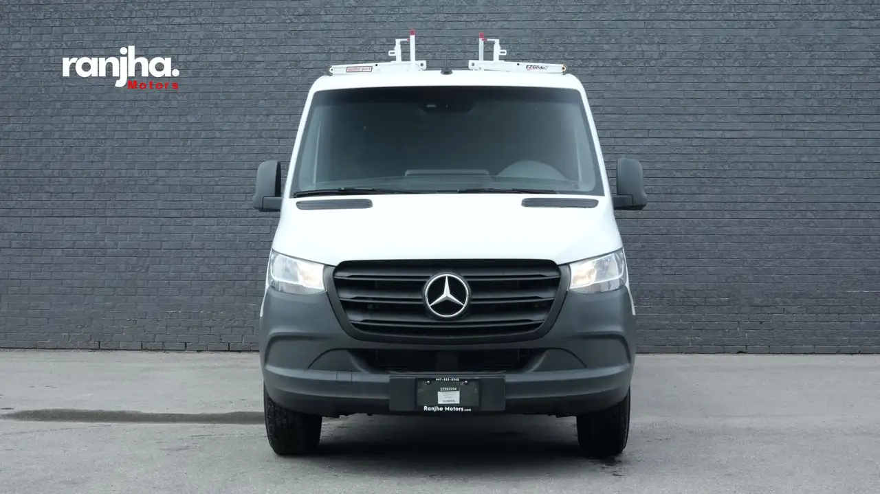 Mercedes-Benz Sprinter снимка Mercedes-Benz Sprinter