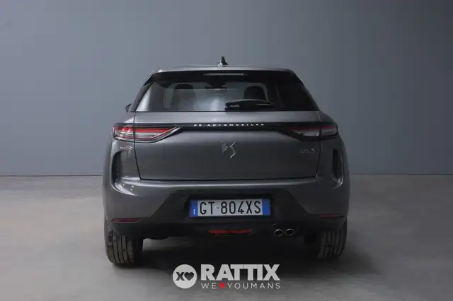 DS Automobiles DS 3 view 6