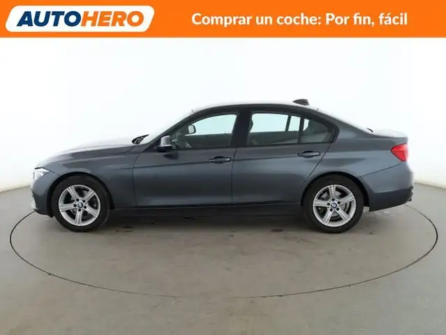 BMW 3 Series view 3