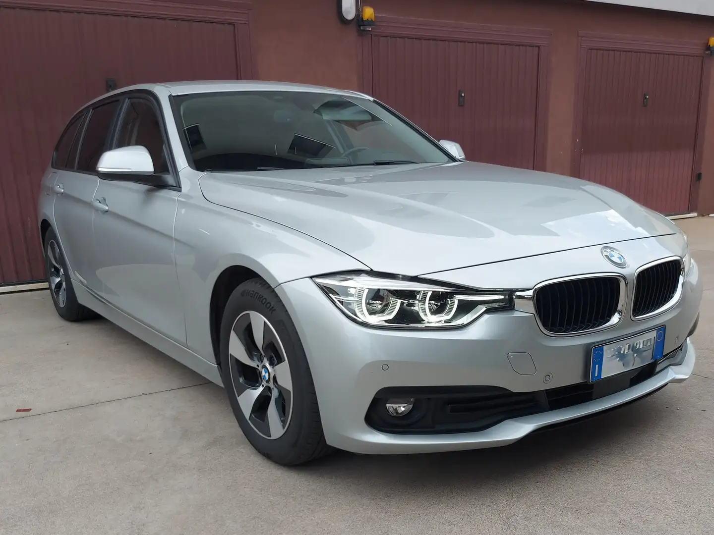 BMW 320 Serie 3 F31 320d Touring eff.dynamics Business Grigio - 1