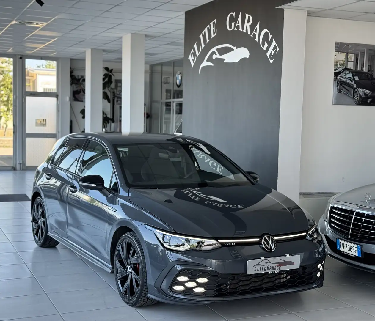 Volkswagen Golf GTD 2.0 TDI 200cv AUTOMATICA FULL LED ACC Gris - 1