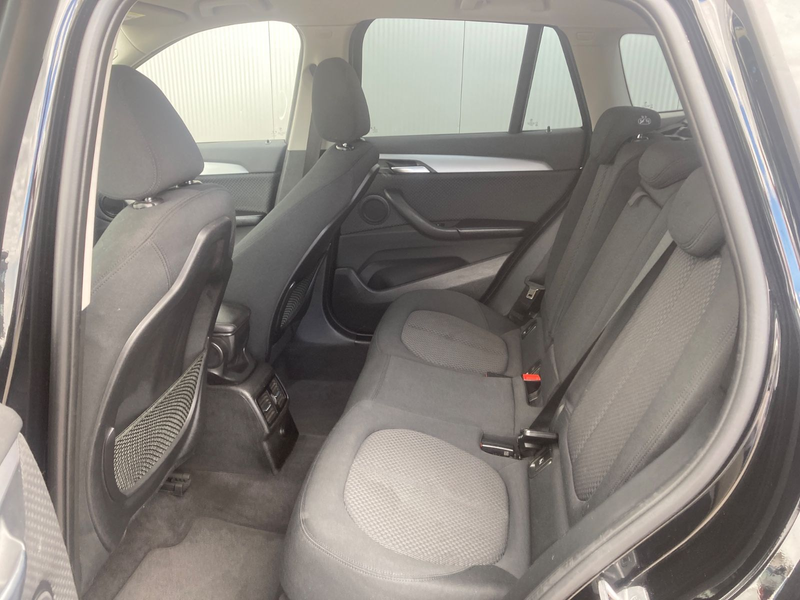 BMW X1 sDrive18i*Navi*18"Alu*Sitzh*PDC*Tempo — photo 9